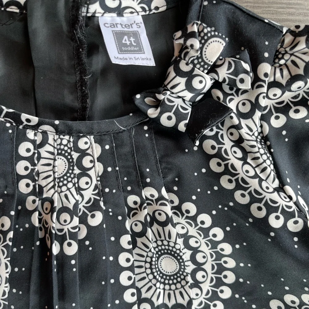 Carter’s Toddler Girl Black and White Short Sleeve Abstract Print Dress Bow 4T